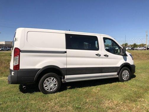 2024 Ford Transit-250
