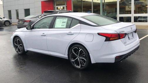 2025 Nissan Altima SR