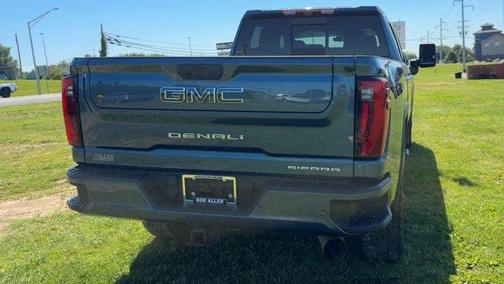 Metallic 2024 GMC Sierra 2500 Denali Ultimate