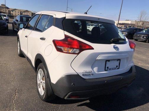 2020 Nissan Kicks S