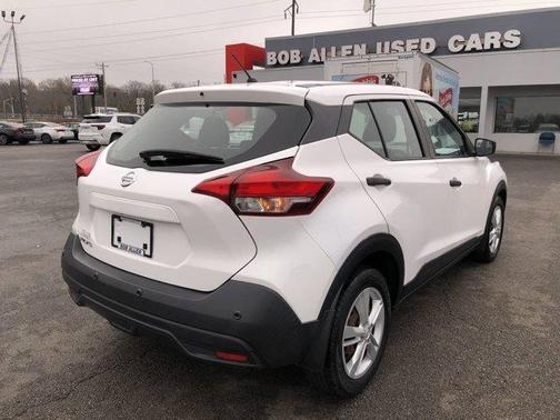 2020 Nissan Kicks S
