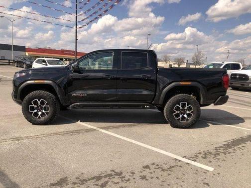 Onyx Black 2024 GMC Canyon AT4X