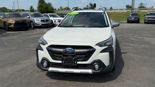 Crystal White Pearl 2023 Subaru Outback Touring XT
