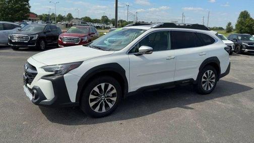 Crystal White Pearl 2023 Subaru Outback Touring XT