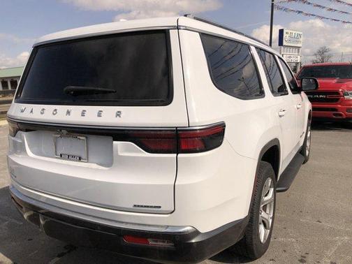 2022 Jeep Wagoneer Series II