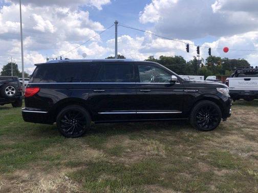 2020 Lincoln Navigator L Black Label