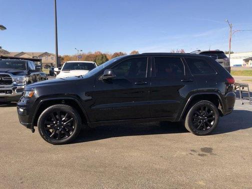 2021 Jeep Grand Cherokee Laredo X