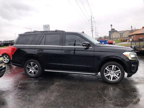 2023 Ford Expedition XLT