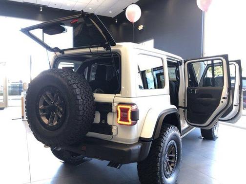 2025 Jeep Wrangler Rubicon 392