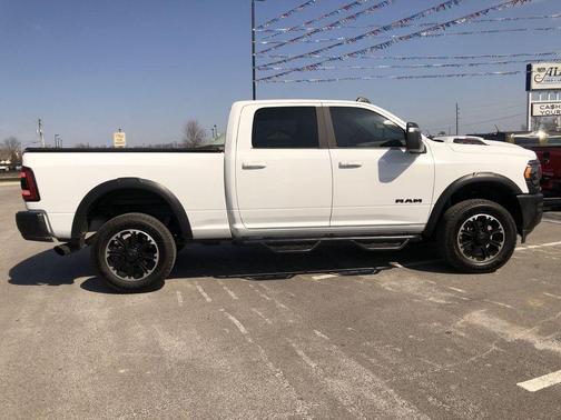 Bright White Clearcoat 2024 RAM 2500 Power Wagon