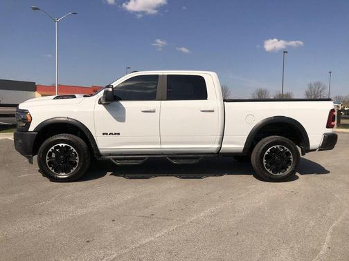 Bright White Clearcoat 2024 RAM 2500 Power Wagon