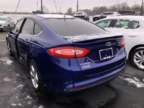 2014 Ford Fusion SE