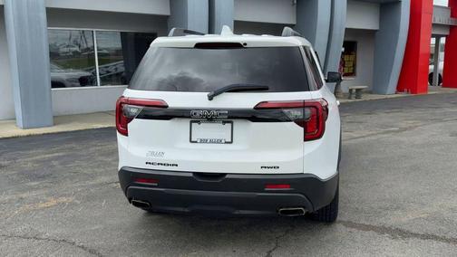 Summit White 2022 GMC Acadia SLE