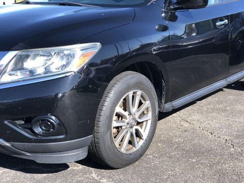 2014 Nissan Pathfinder SV