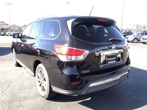 2014 Nissan Pathfinder SV