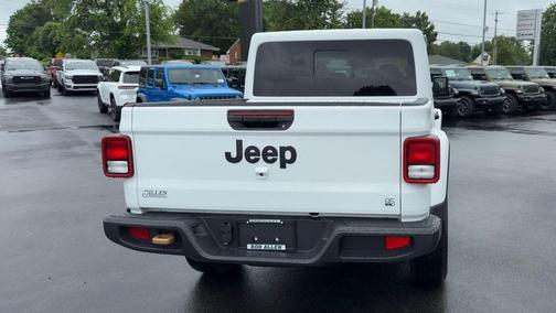 Bright White Clearcoat 2026 Jeep Gladiator 85th Anniversary Edition