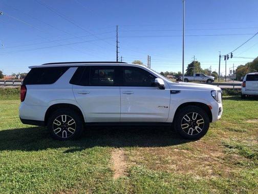 2023 GMC Yukon AT4