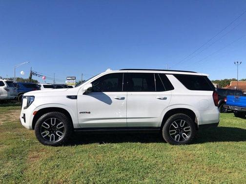 2023 GMC Yukon AT4