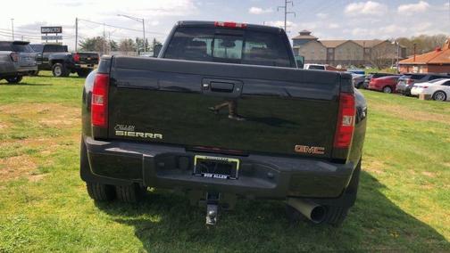 Onyx Black 2013 GMC Sierra 3500 Denali