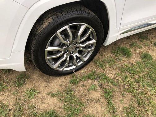 Summit White 2023 GMC Terrain Denali