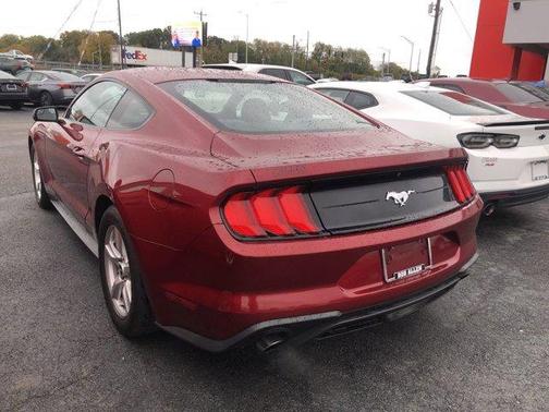 2018 Ford Mustang I4