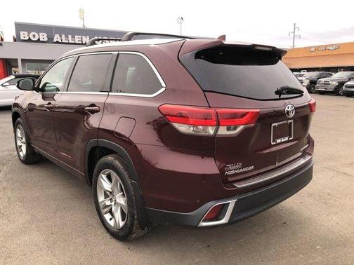 2019 Toyota Highlander 