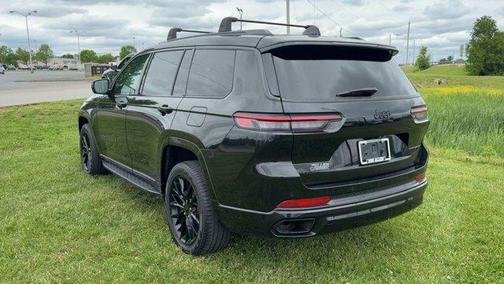 Diamond Black 2021 Jeep Grand Cherokee L Summit