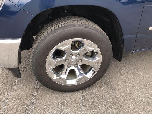 Patriot Blue Pearlcoat 2022 RAM 1500 Big Horn