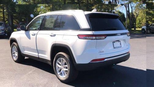 2025 Jeep Grand Cherokee Laredo X