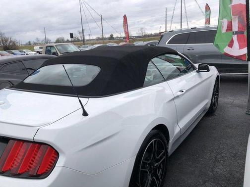 2020 Ford Mustang I4