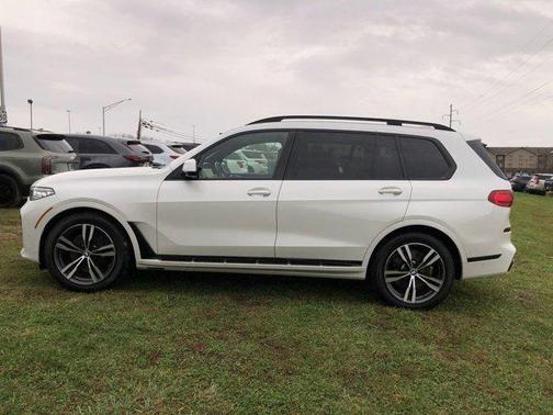 2021 BMW X7 xDrive40i