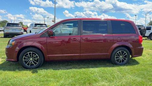 Octane Red Pearlcoat 2018 Dodge Grand Caravan SXT