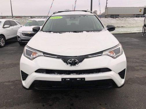 2017 Toyota RAV4 LE
