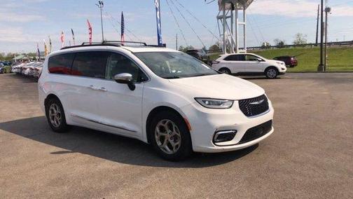 Bright White Clearcoat 2023 Chrysler Pacifica Limited