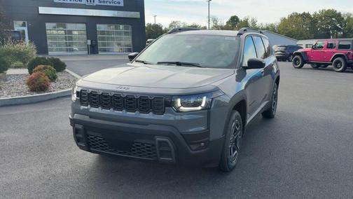 Sting Gray Clearcoat 2026 Jeep Cherokee LAREDO/LIMITED
