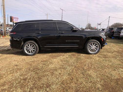 2023 Jeep Grand Cherokee L Summit