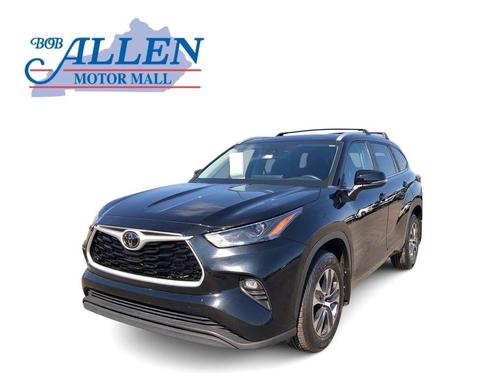 2023 Toyota Highlander 