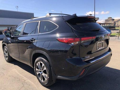 2023 Toyota Highlander 