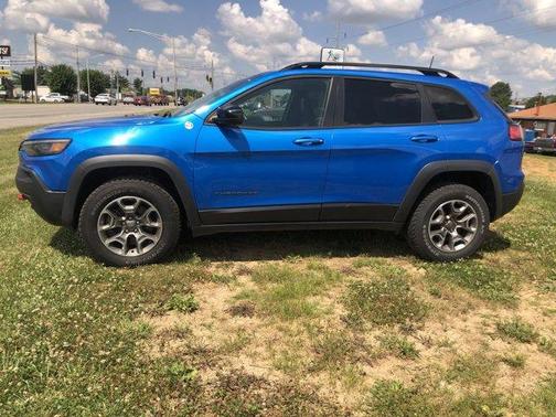 2022 Jeep Cherokee Trailhawk