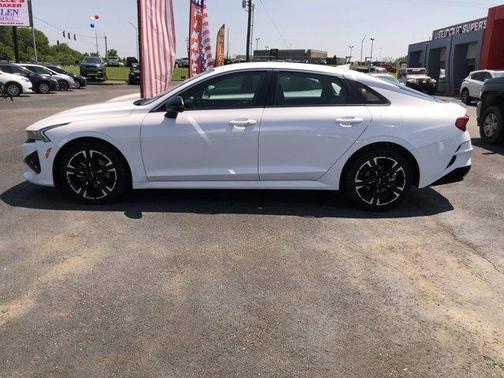 2023 Kia K5 GT-Line