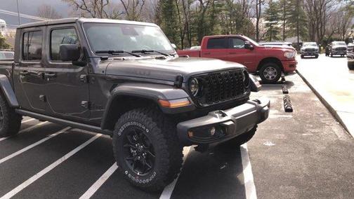 2026 Jeep Gladiator Sport