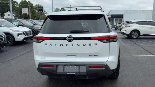 Everest White P 2026 Nissan Pathfinder SL