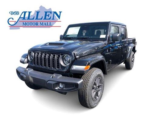 Black Clearcoat 2026 Jeep Gladiator Sport