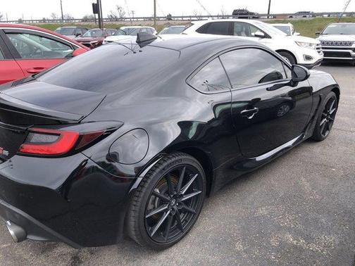 Raven Black 2023 Toyota GR86 Premium