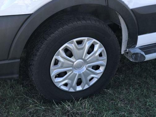 Oxford White 2024 Ford Transit-250 Base