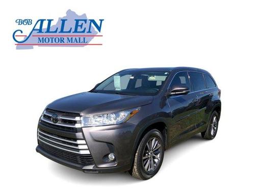 2019 Toyota Highlander 