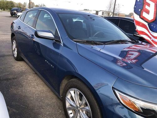 Lakeshore Blue Metallic 2025 Chevrolet Malibu LT