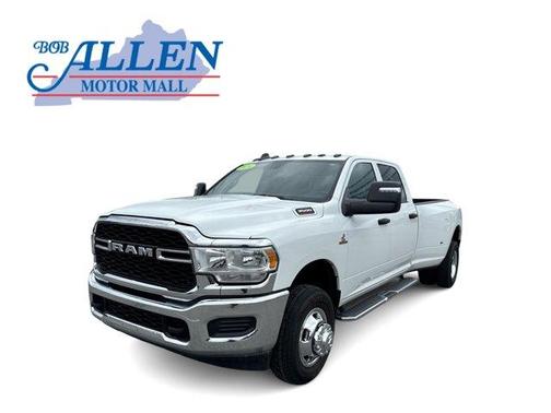 Bright White Clearcoat 2024 RAM 3500 Tradesman