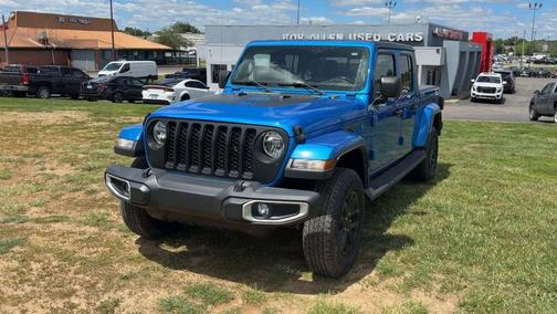 Hydro Blue Pearlcoat 2022 Jeep Gladiator Sport