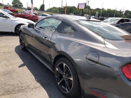2020 Ford Mustang I4